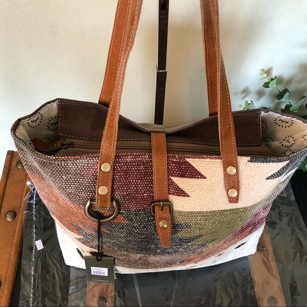 Myra Bag Spring Tote upcycled canvas purse C622 - Picture 5 of 6